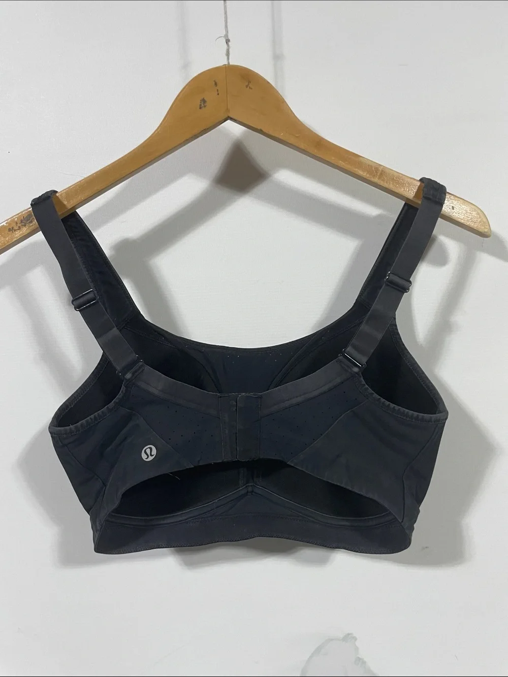 lululemon athletica Black Wireless Support Bra